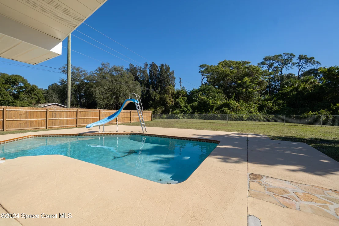 Photo of 8303 Sylvan Drive