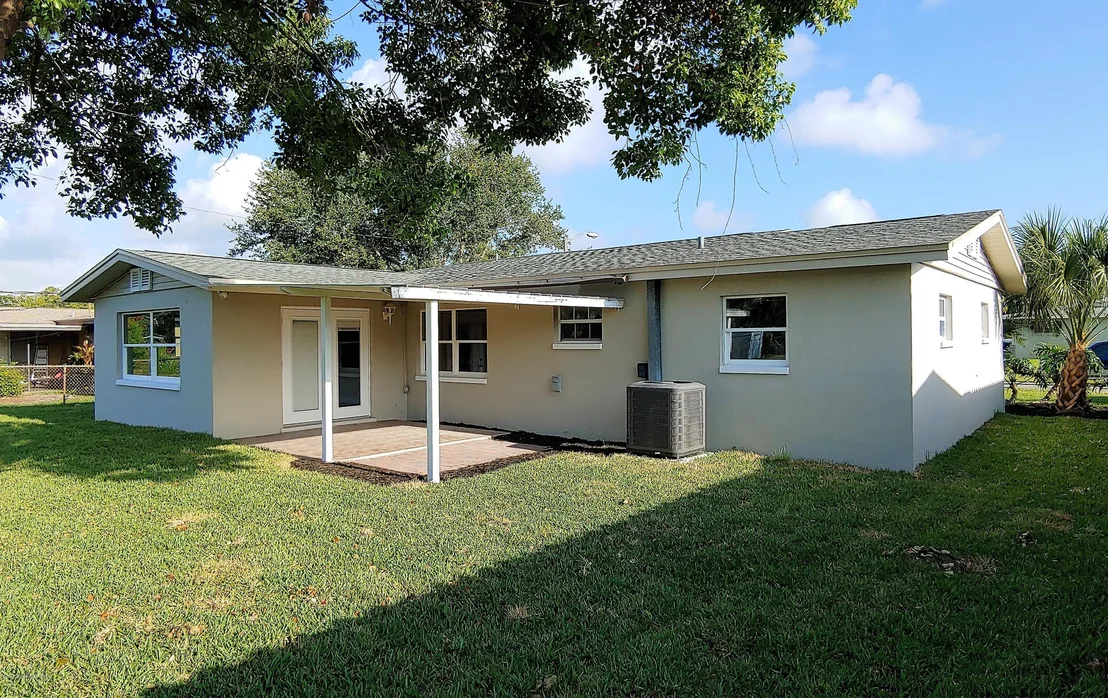 Photo of 2187 Montgomery Road