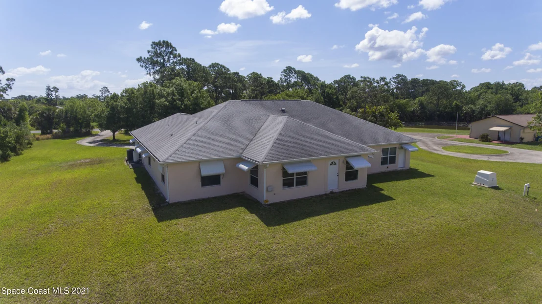 Photo of 2770 Weber Road