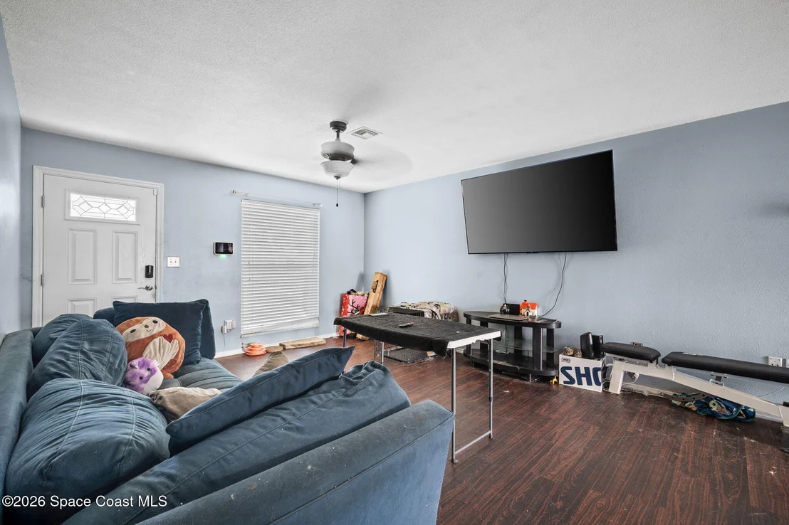Photo of 790 Bianca Drive NE