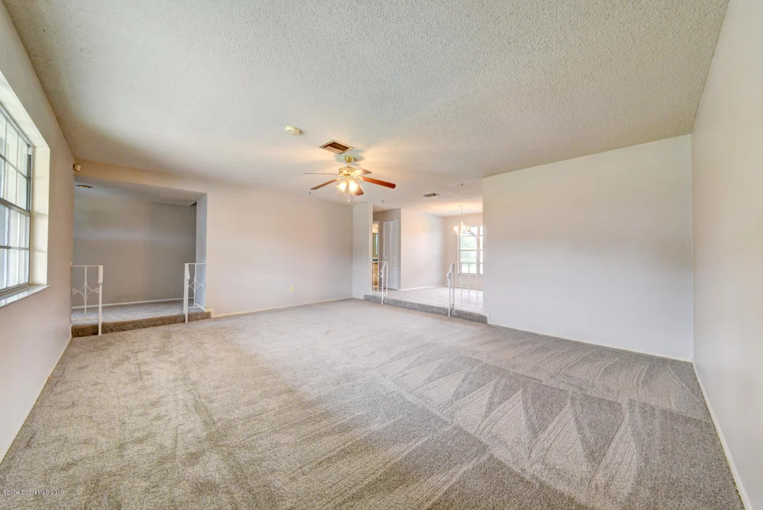 Photo of 909 Jefferson Road