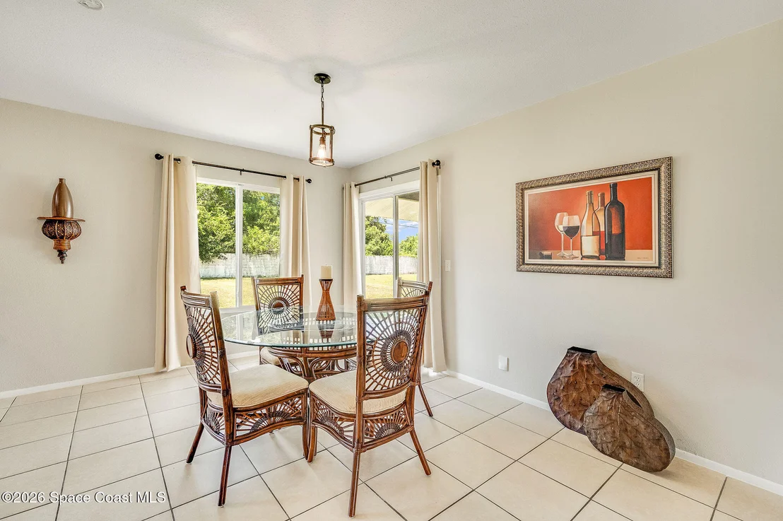 Photo of 730 Azure Avenue NE