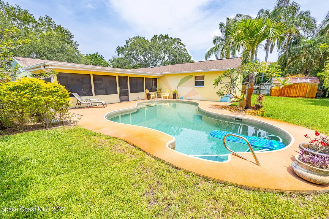 Photo of 2701 Golfview Drive