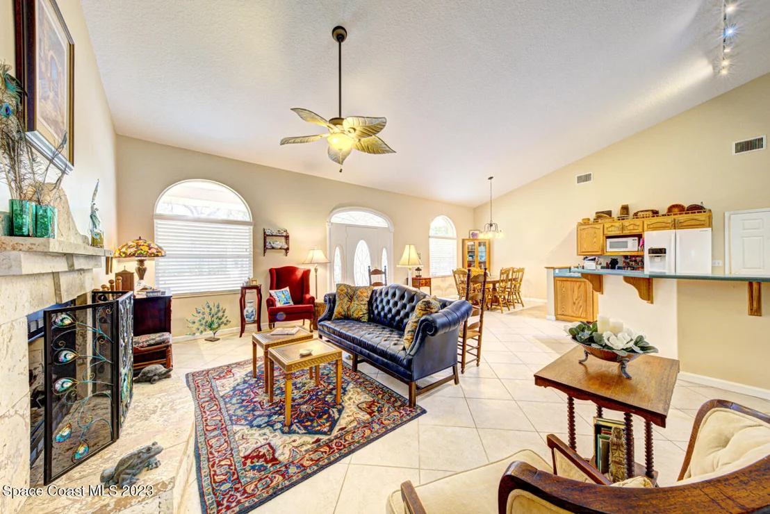 Photo of 3333 Aloha Lane