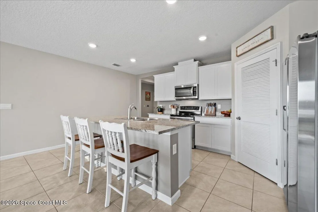 Photo of 6415 Topaz Drive