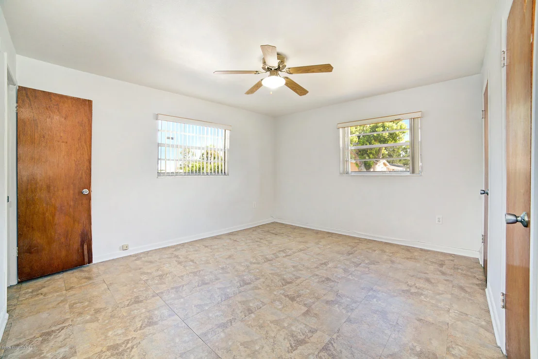 Photo of 906 Bristol Drive