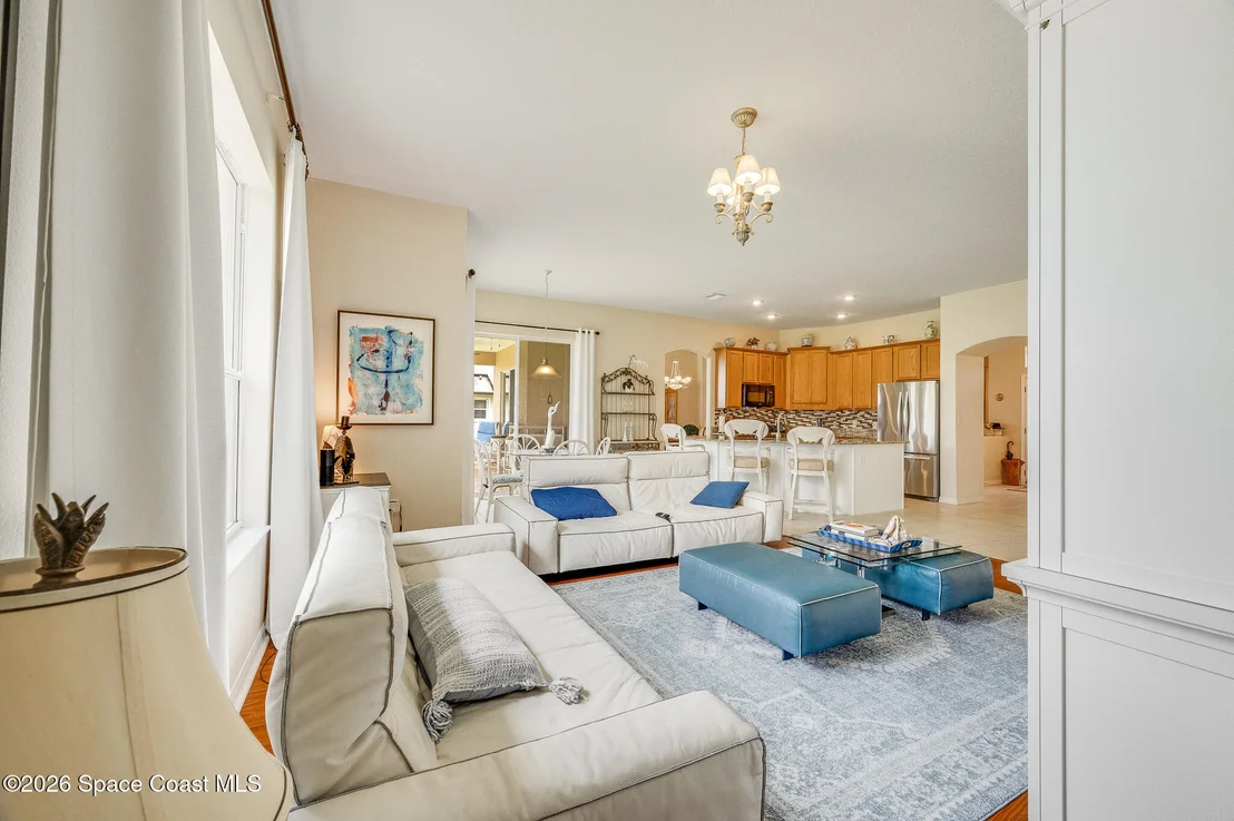 Photo of 241 Devlin Court SE