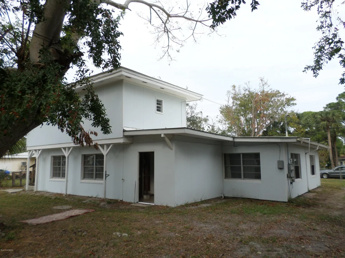 Photo of 309 Iris Street