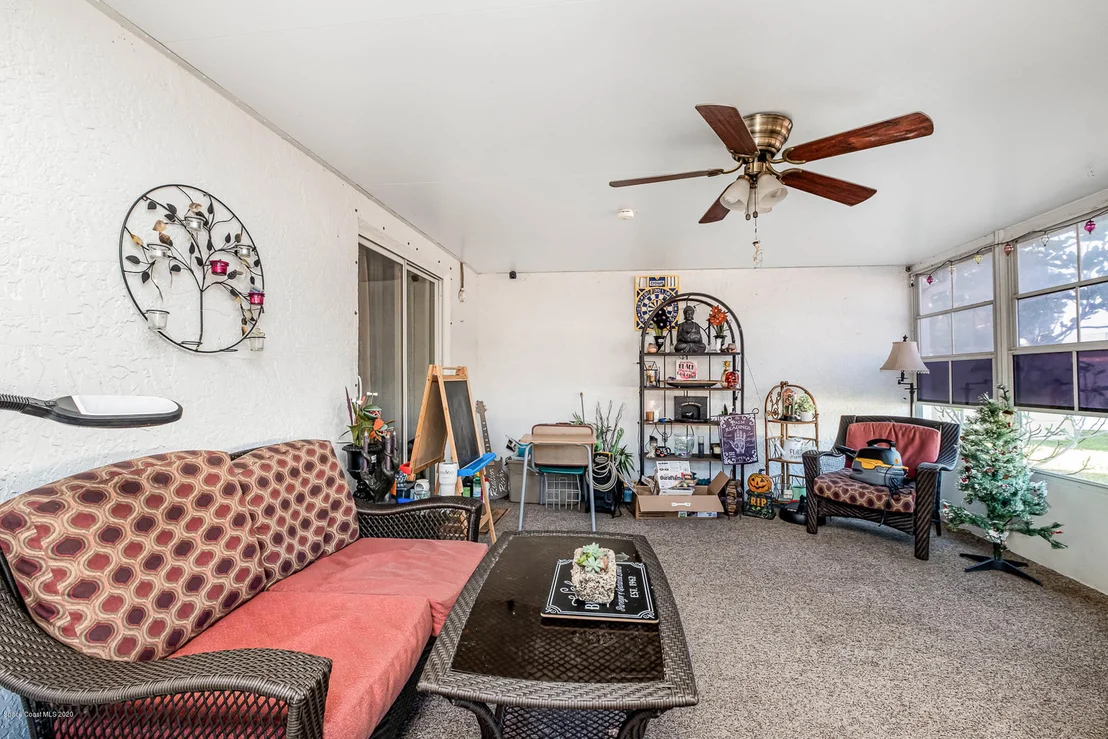 Photo of 990 Sycamore Drive