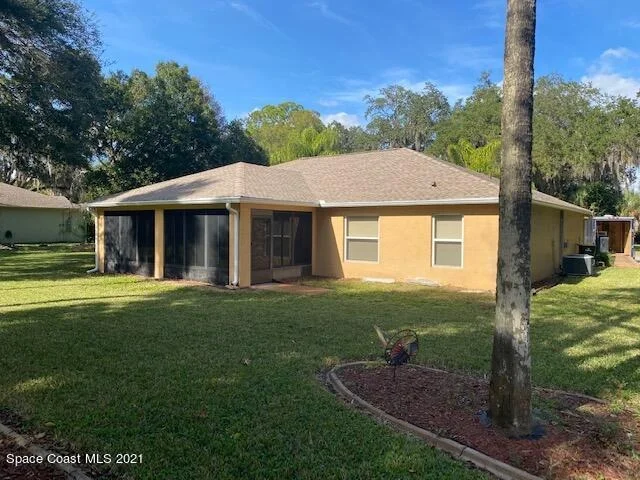 Photo of 787 Seymour Road NE