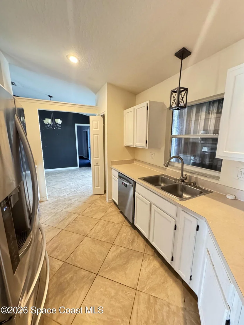 Photo of 5113 Cocoplum Avenue