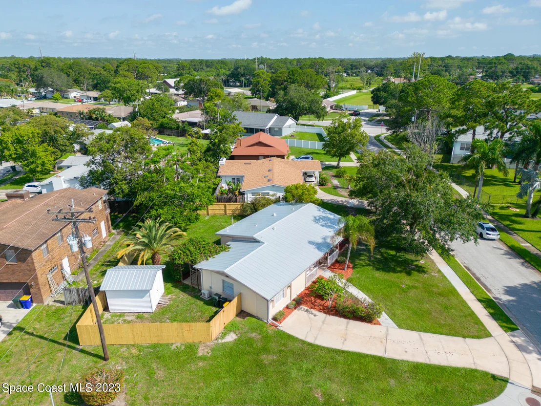 Photo of 964 Kings Post Road