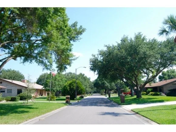 Photo of 1865 Oakwood