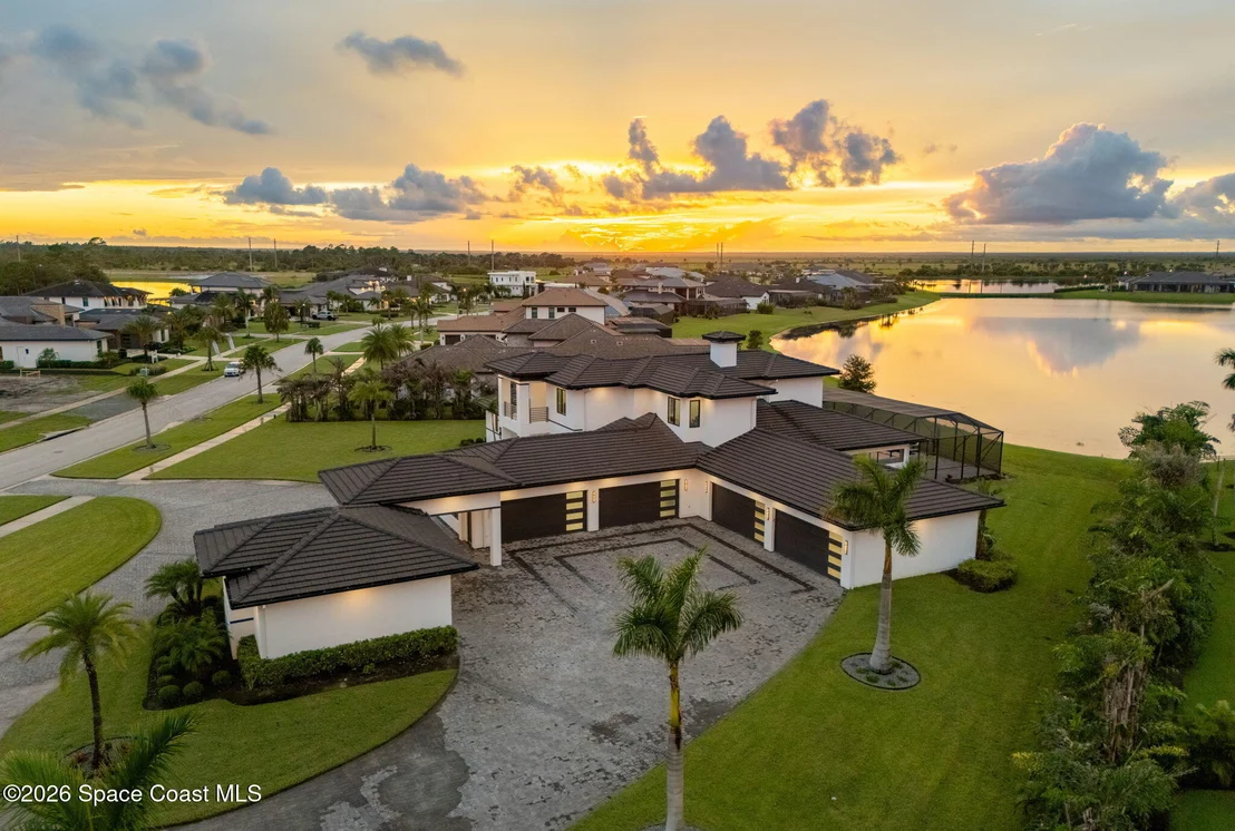 Photo of 3618 Lake Adelaide Place