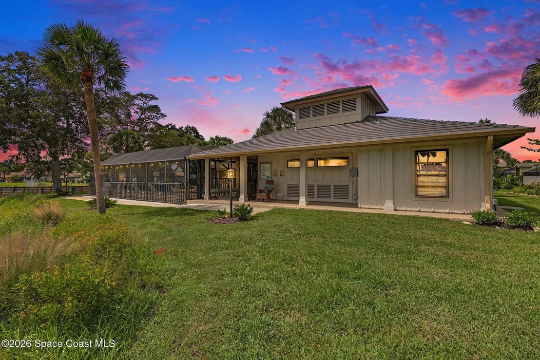 Photo of 594 Pine Forest Court