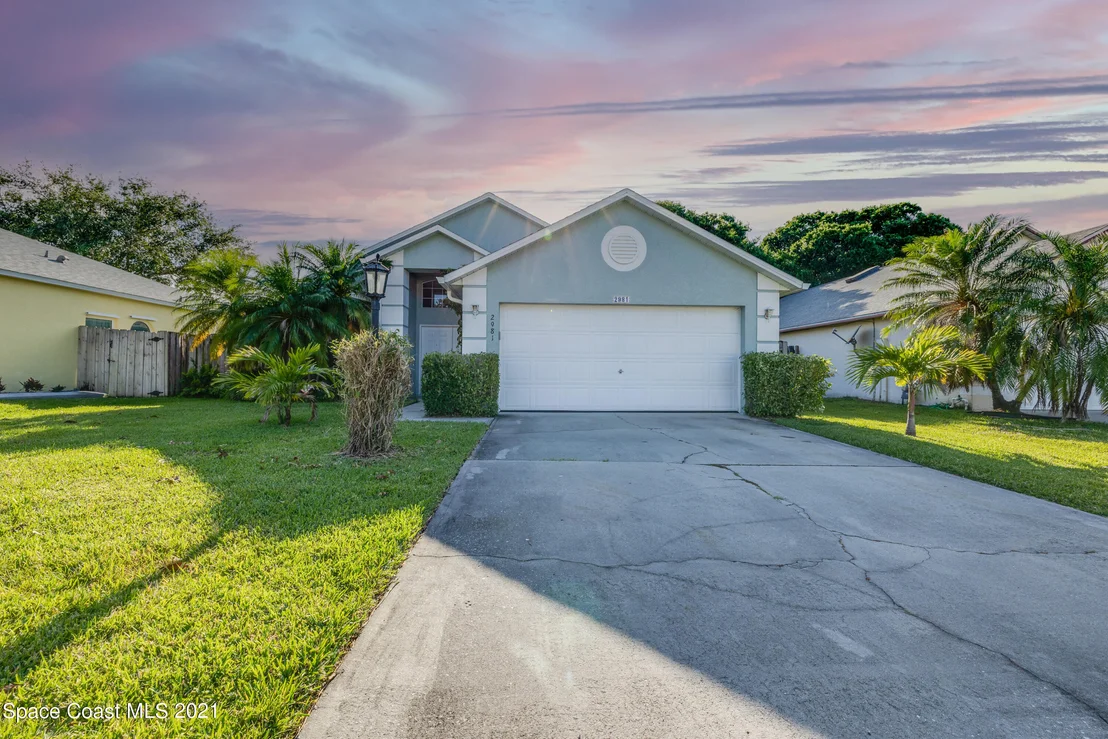 Photo of 2981 Saint James Lane