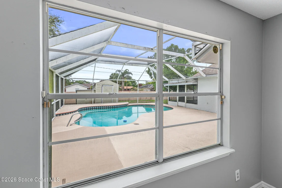 Photo of 220 Lanack Road SE