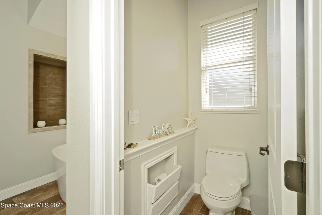 Photo of 2217 Royal Oaks Drive