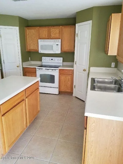 Photo of 299 Macon Drive