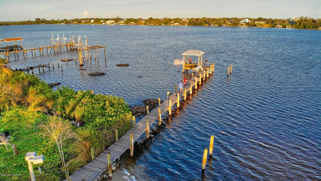 Photo of 9852 Riverview Drive