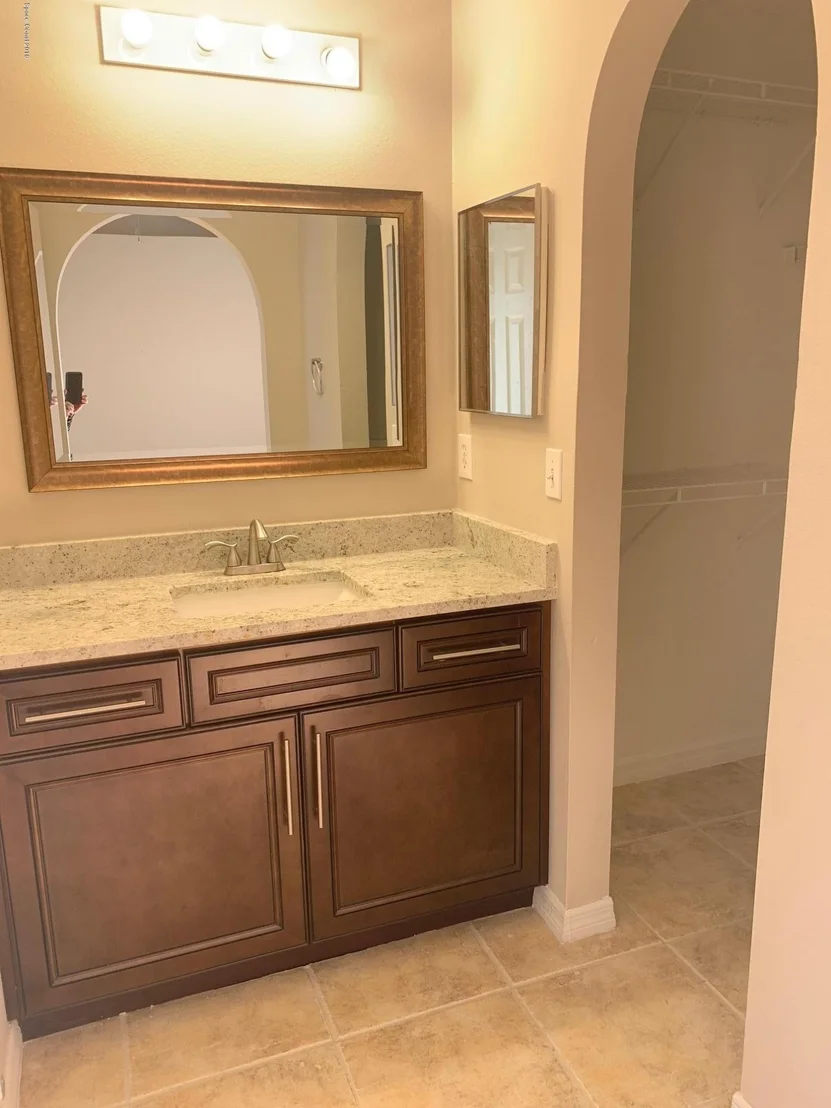 Photo of 2884 Maderia Circle