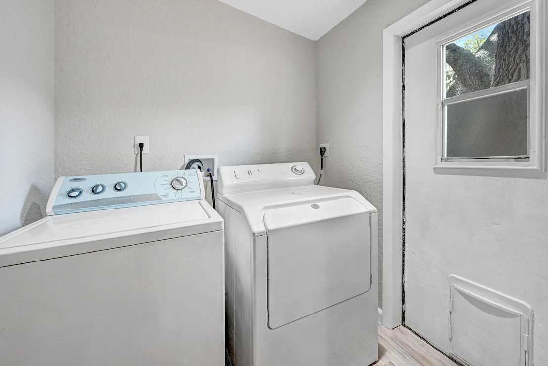 Photo of 1515 Seneca Drive