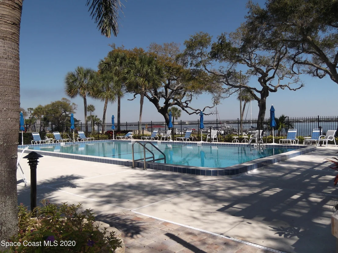 Photo of Unit 103 at 1025 Rockledge Drive