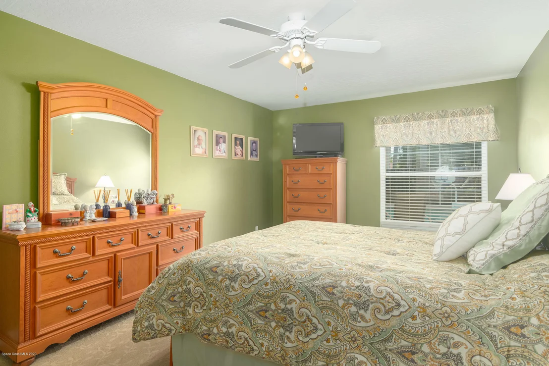 Photo of 5755 Sheffield Place