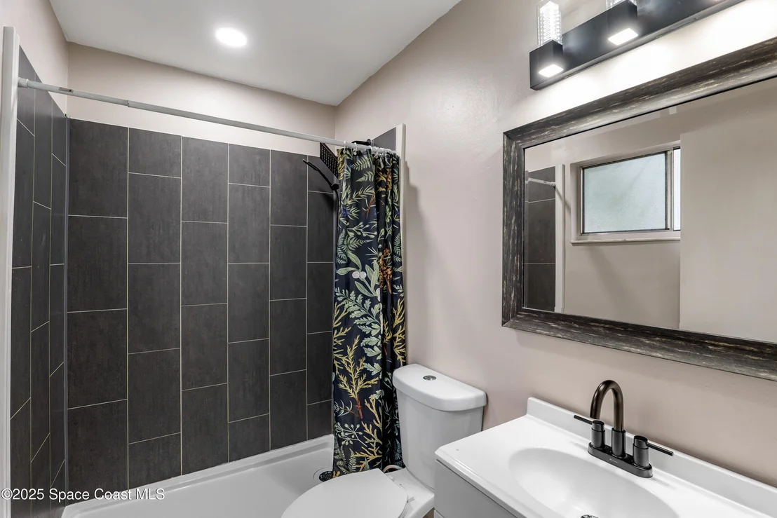 Photo of 1125 Galty Circle NE