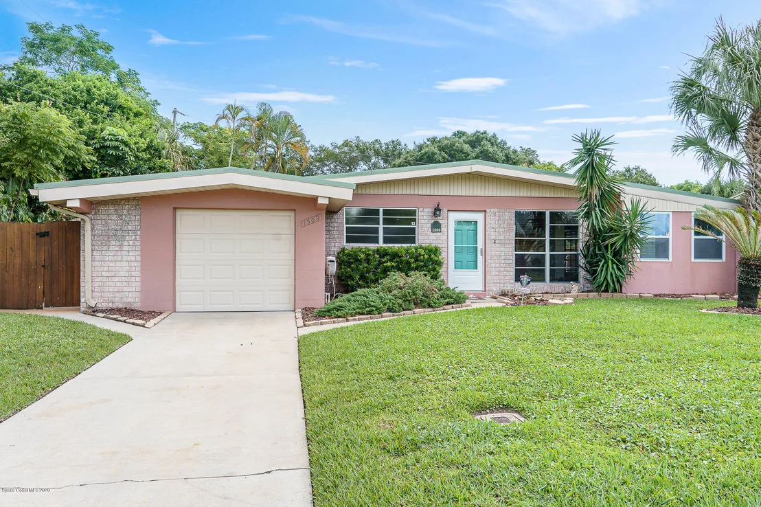 Photo of 1509 Hedrick Drive