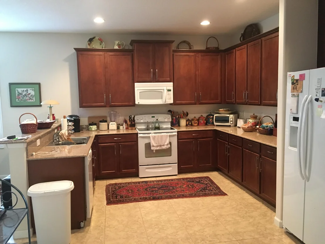 Photo of 337 SE Abernathy Circle