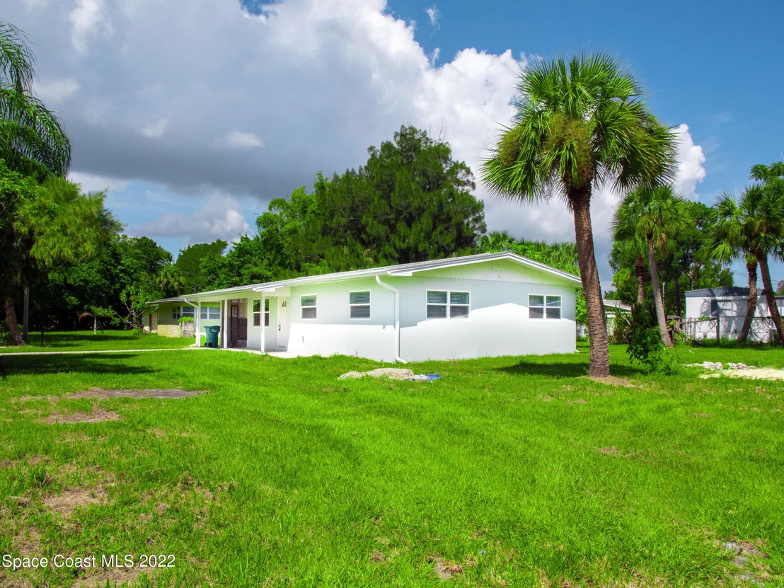 Photo of 1034 Carlton Drive