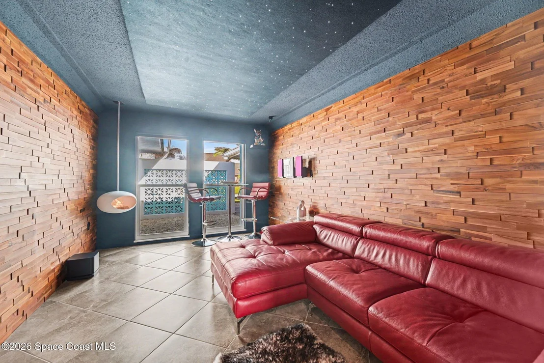 Photo of 178 Saint Croix Avenue