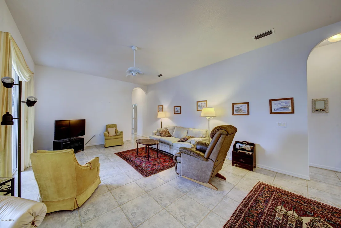 Photo of 5778 Newbury Circle