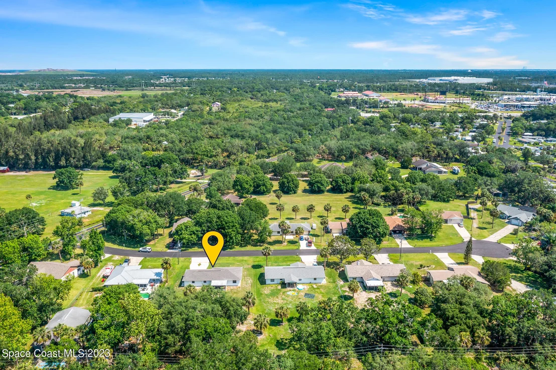 Photo of 5065 Bradbie Lane