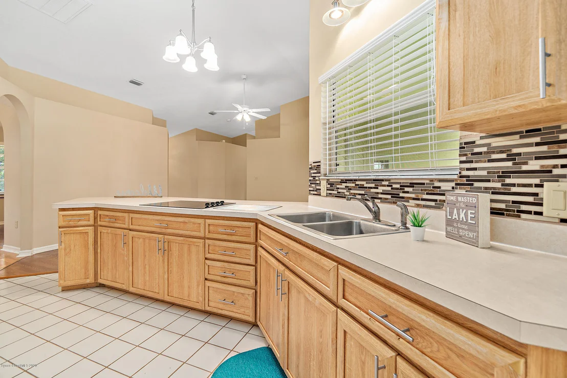 Photo of 1074 Red Bud Circle