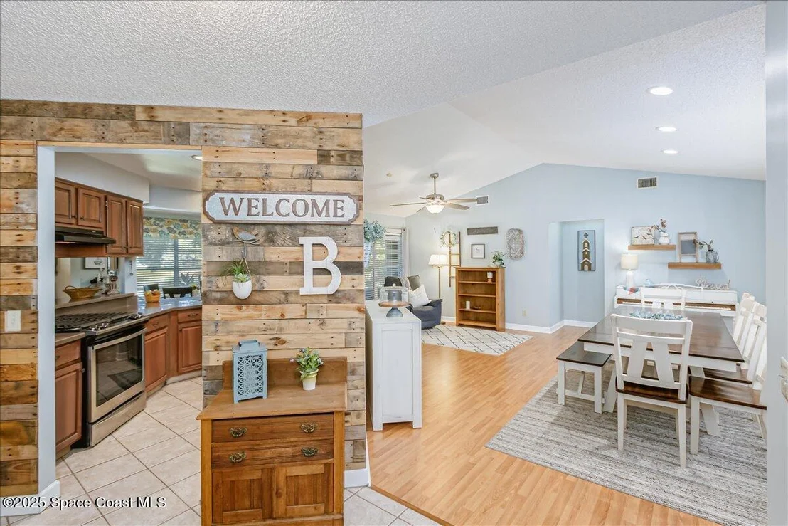 Photo of 4351 Silver Lake Drive