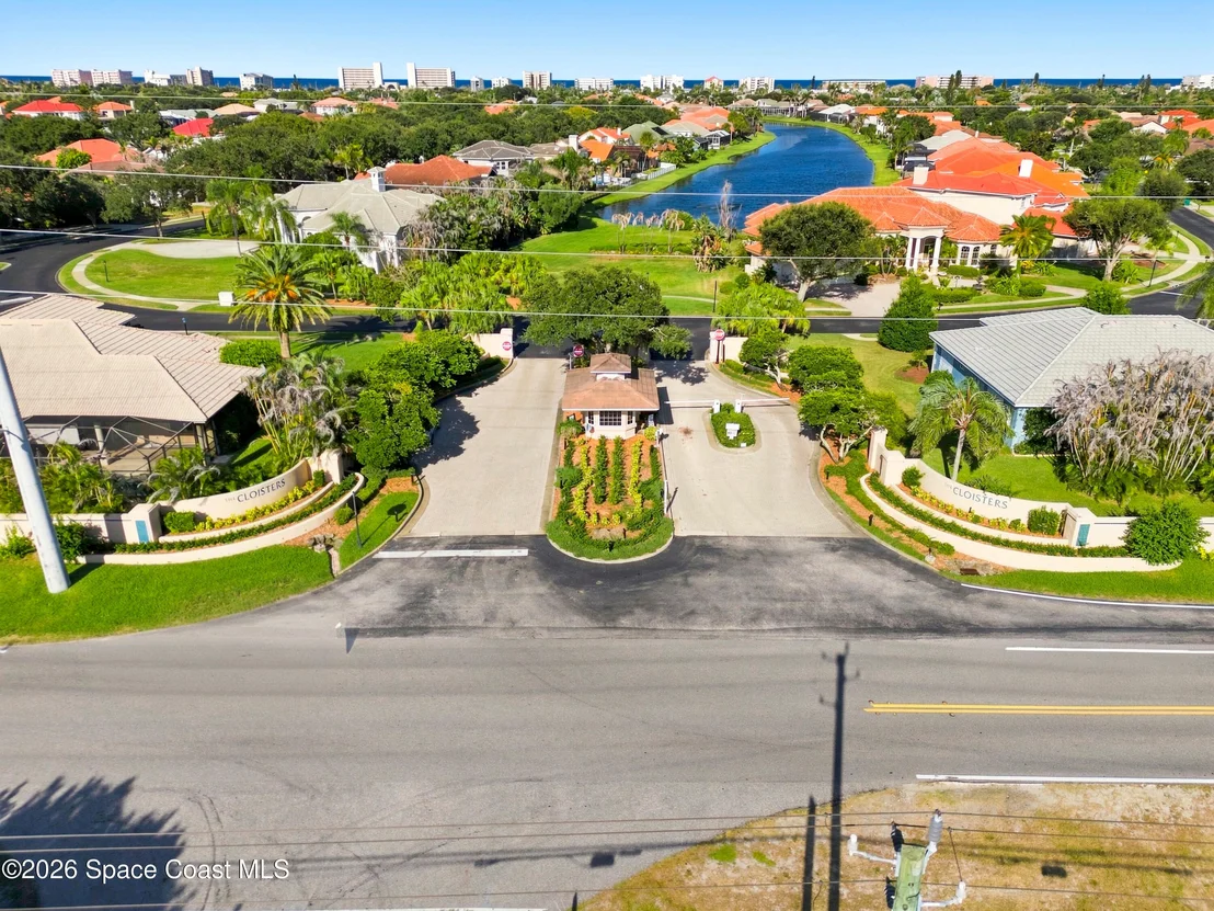 Photo of 565 Newport Drive