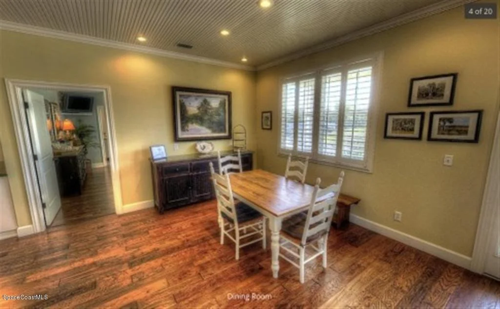Photo of 2694 Folsom Road