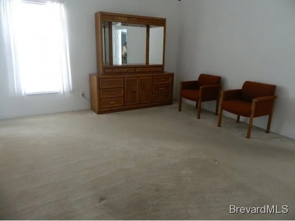 Photo of 490 Wickham Lakes