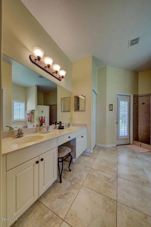Photo of 5237 Indigo Crossing Drive