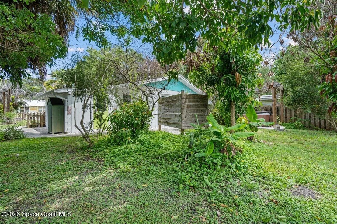 Photo of 2302 Hyde Parkway