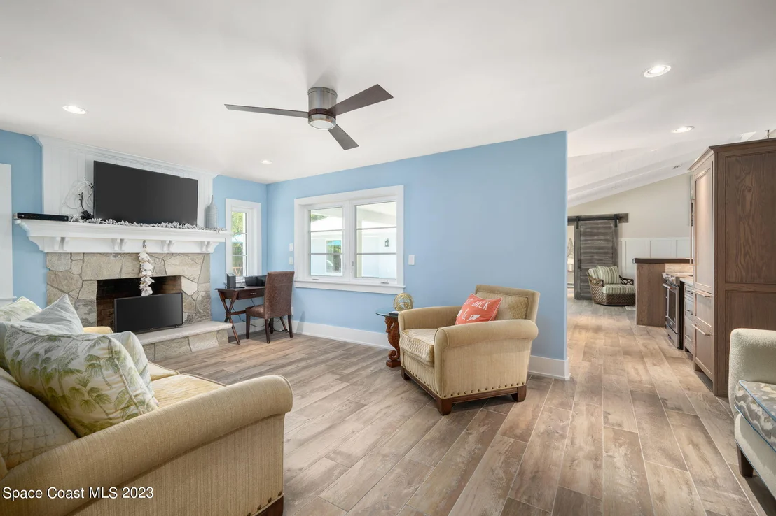 Photo of 755 Cypress Road