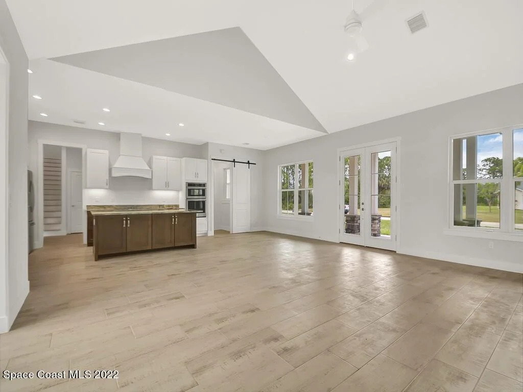 Photo of 7035 Indian River Boulevard