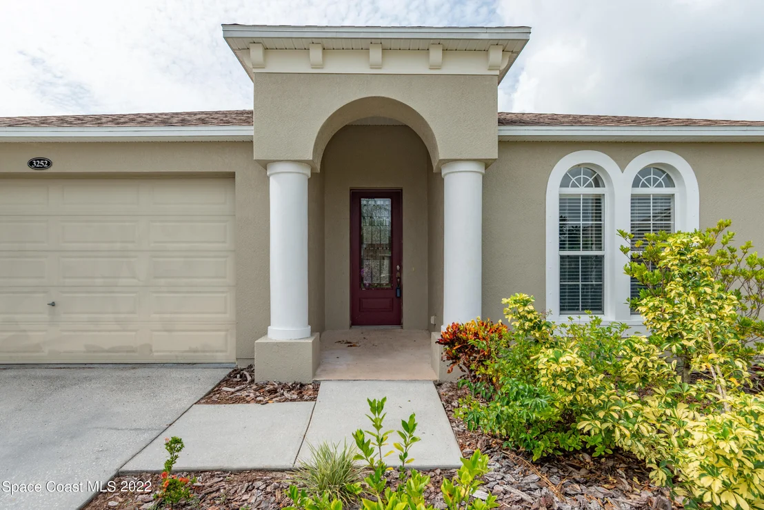 Photo of 3252 Constellation Drive