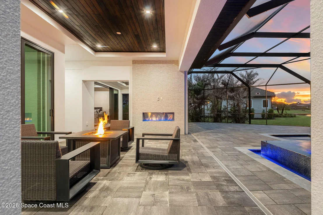 Photo of 3618 Lake Adelaide Place