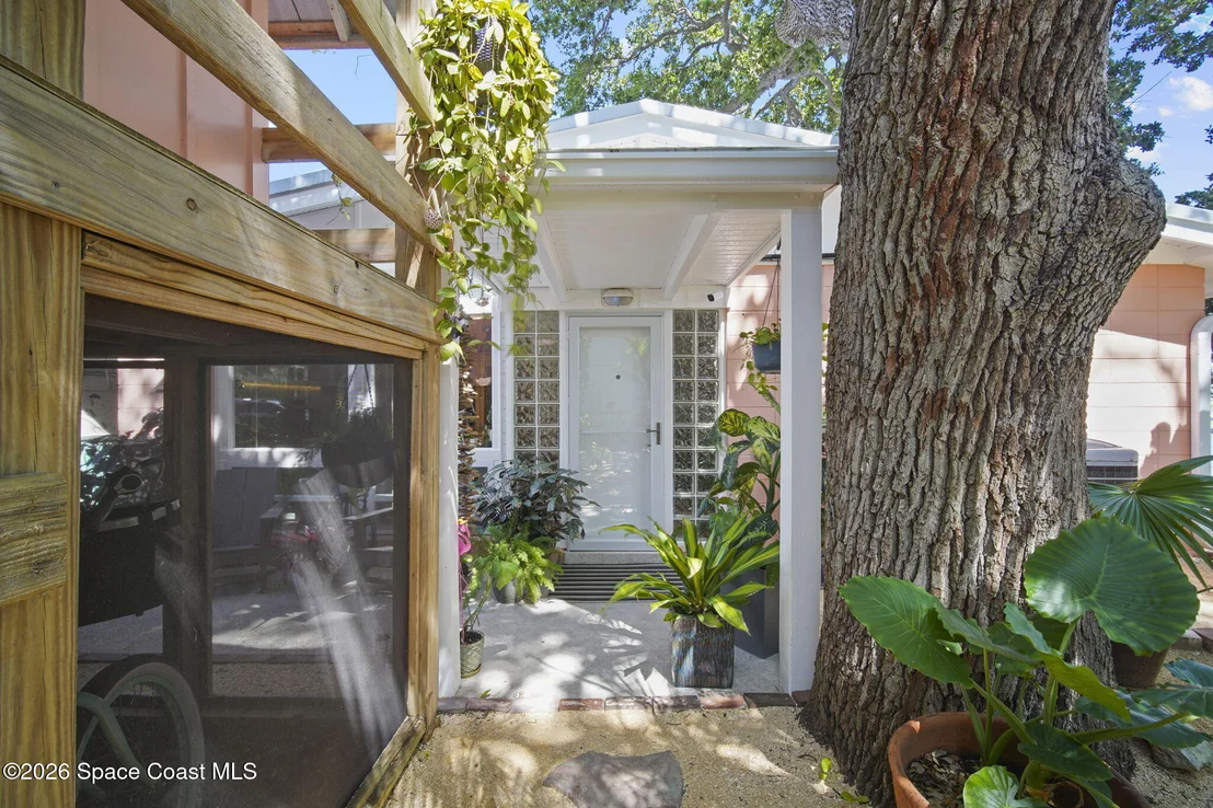 Photo of 514 Cocoa Isles Boulevard