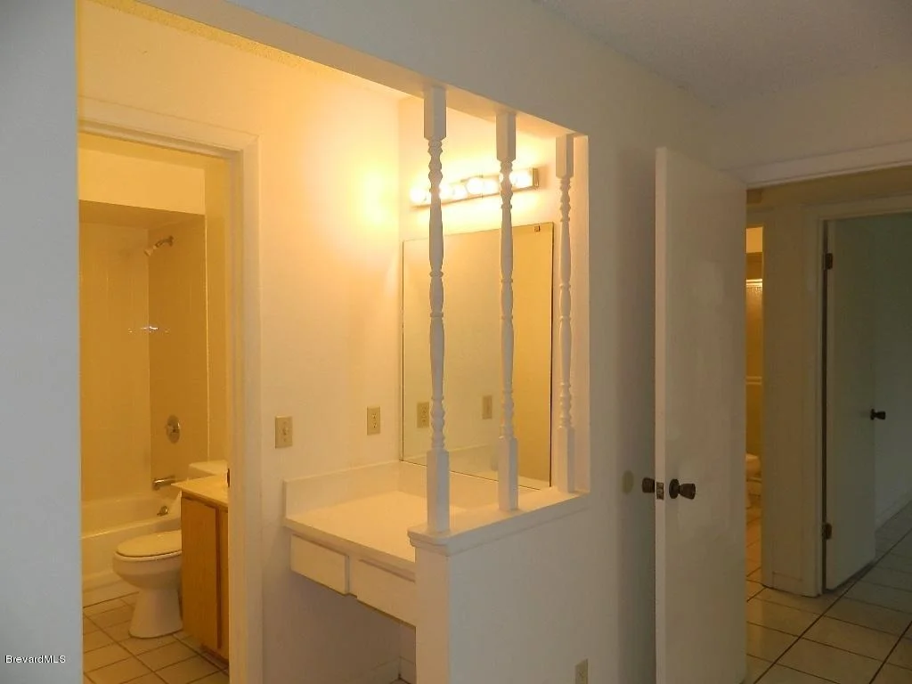 Photo of Unit 108 at 3213 Murrell Road