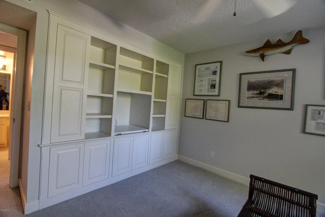 Photo of 738 Malibu Lane