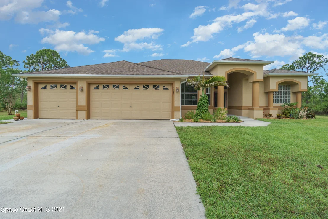 Photo of 3395 Diamond Acres Lane